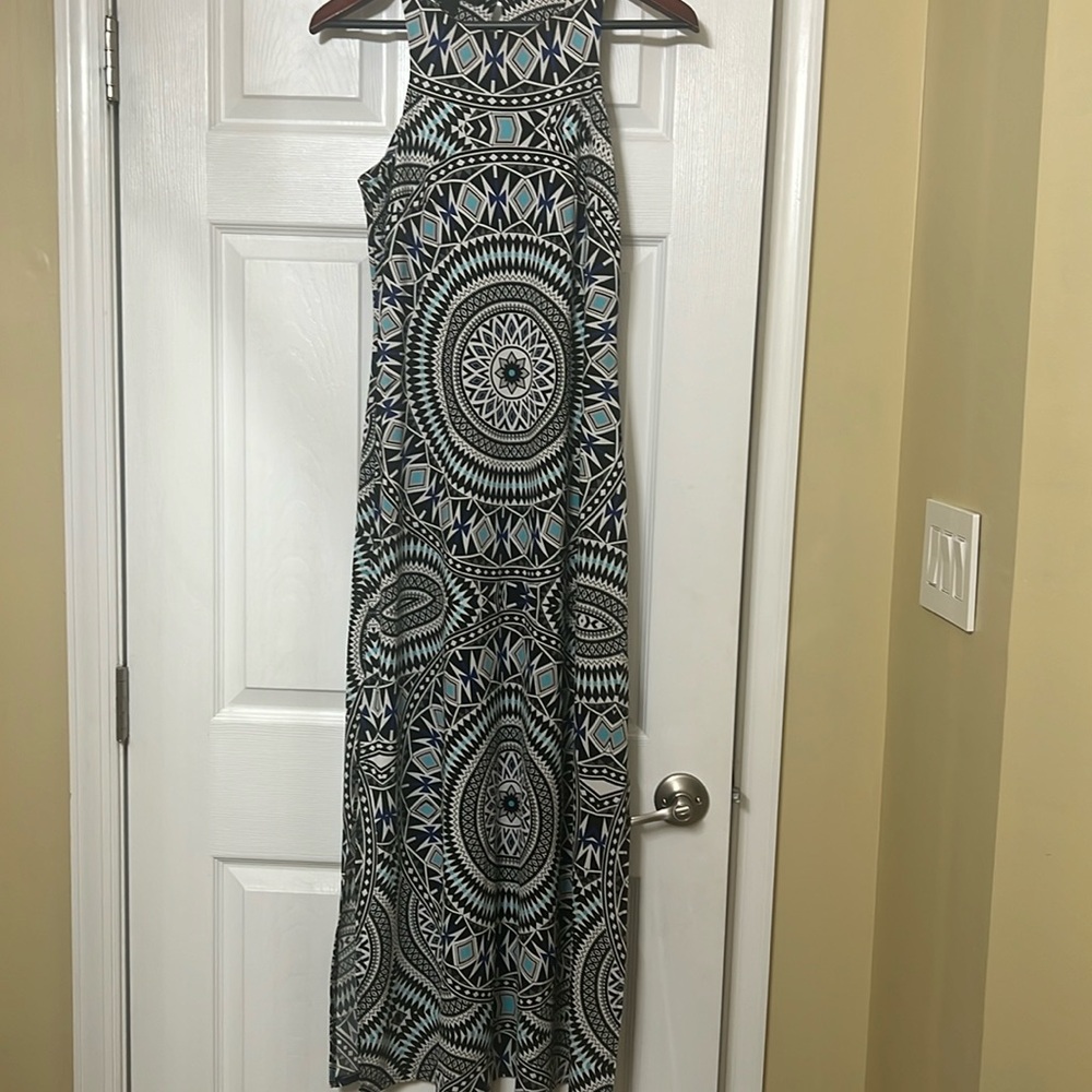 Sleeveless classy maxi dress